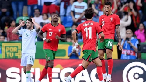 【揭秘彩市】惊心动魄25146期大乐透号码预测：独家定胆杀球，锁定03、04、06、12、32、33！