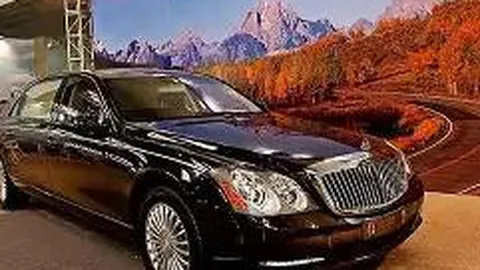 字母哥大三双，雄鹿力克步行者；火箭横扫开拓者晋级