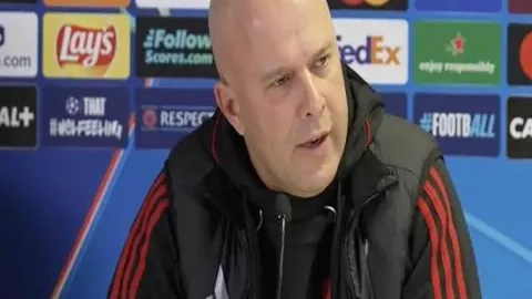 巴曼城争抢22岁N布朗，法兰克福标6500万欧德甲直播分析